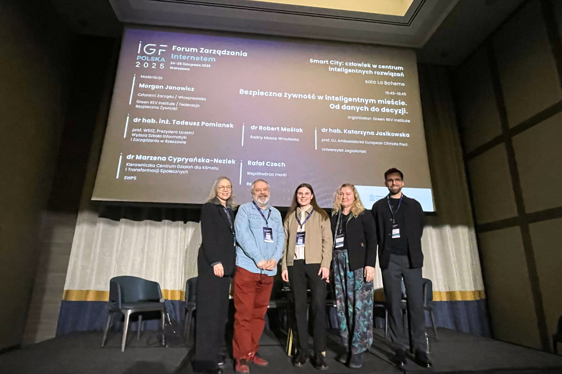 IGF - moderatorka panelu wraz z ekspertami i ekspertkami